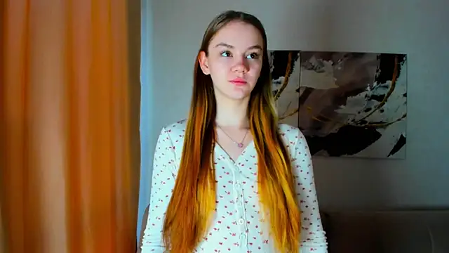 Snapshot of Angel_oci chatting on 10/18/25, 01:45 Angel oci online show from 10/18/25, 01:45