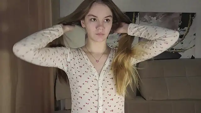 Snapshot of Angel_oci chatting on 11/04/25, 01:32 Angel oci online show from 11/04/25, 01:32