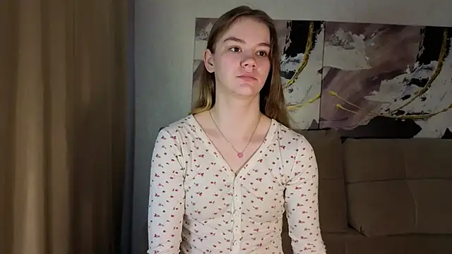 Snapshot of Angel_oci chatting on 11/15/25, 01:51 Angel oci online show from 11/15/25, 01:51