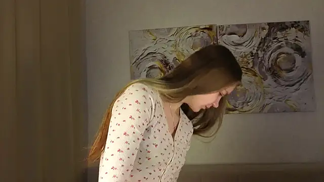 Snapshot of Angel_oci chatting on 11/20/25, 02:06 Angel oci online show from 11/20/25, 02:06