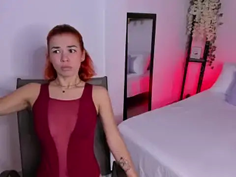 selene boyer online show from 10/14/25, 04:19