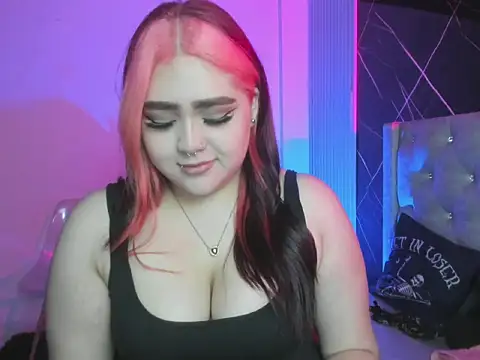 Snapshot of im_bunny__ chatting on 10/23/25, 11:42 im bunny online show from 10/23/25, 11:42