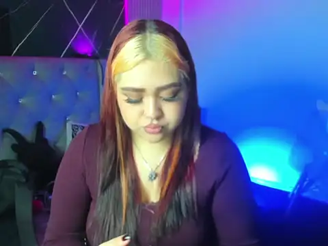 Snapshot of im_bunny__ chatting on 11/22/25, 11:20 im bunny online show from 11/22/25, 11:20