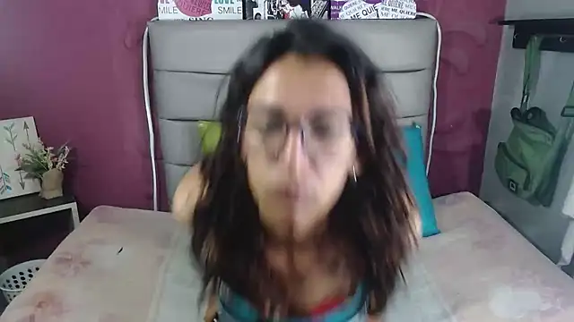 Snapshot of Carina_Santana chatting on 09/17/25, 11:34 Carina Santana online show from 09/17/25, 11:34