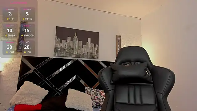 iamCharlotte19 online show from 10/10/25, 07:02