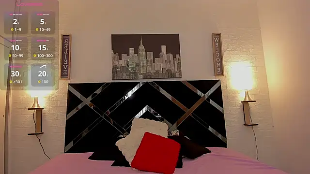 iamCharlotte19 online show from 10/13/25, 07:36