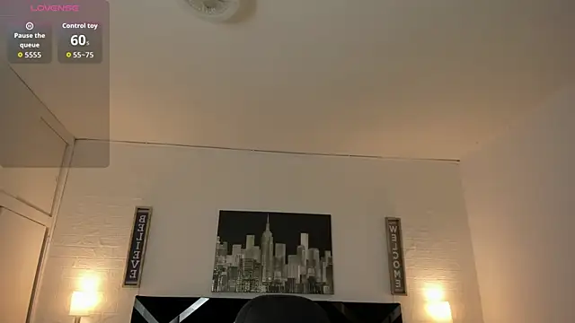 iamCharlotte19 online show from 11/06/25, 02:40