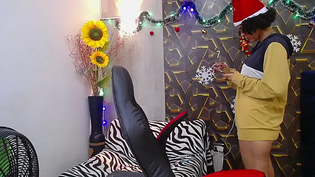 Snapshot of miss_leidy_ chatting on 11/13/25, 03:38 miss leidy online show from 11/13/25, 03:38