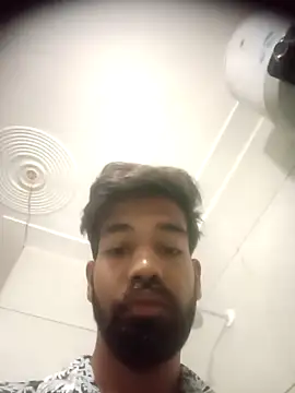 Snapshot of priyansh78584 chatting on 10/07/25, 12:41 priyansh78584 online show from 10/07/25, 12:41