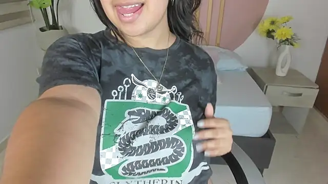 Snapshot of alice_coopperx chatting on 09/24/25, 07:28 alice coopperx online show from 09/24/25, 07:28