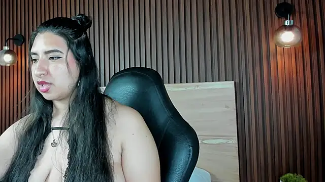 Snapshot of alice_coopperx chatting on 10/25/25, 12:13 alice coopperx online show from 10/25/25, 12:13