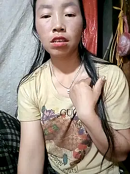 hera-00 online show from 10/16/25, 10:22