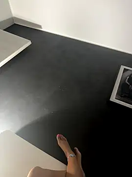 BabyLeopard online show from 09/18/25, 04:42