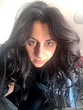 BabyLeopard online show from 11/12/25, 10:37