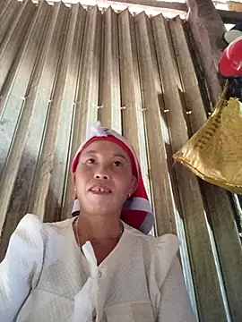 Snapshot of me-cute chatting on 10/16/25, 09:21 me-cute online show from 10/16/25, 09:21