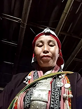 Snapshot of me-cute chatting on 10/22/25, 07:46 me-cute online show from 10/22/25, 07:46