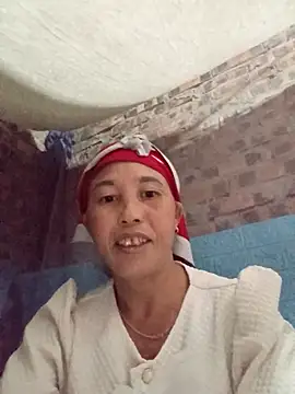 Snapshot of me-cute chatting on 10/28/25, 10:56 me-cute online show from 10/28/25, 10:56