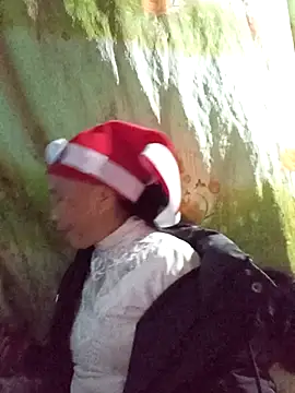 Snapshot of me-cute chatting on 11/13/25, 01:54 me-cute online show from 11/13/25, 01:54