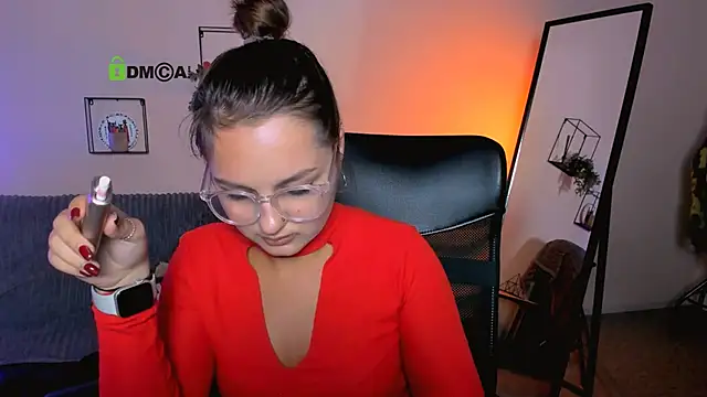 Snapshot of afina_crazy chatting on 10/01/25, 11:33 afina crazy online show from 10/01/25, 11:33