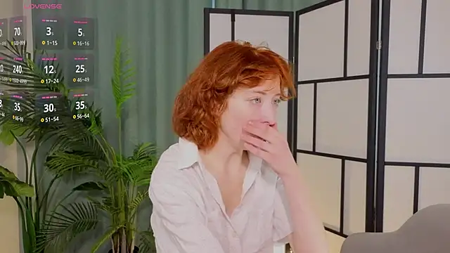 Snapshot of JuanaFriesz chatting on 09/20/25, 07:09 JuanaFriesz online show from 09/20/25, 07:09