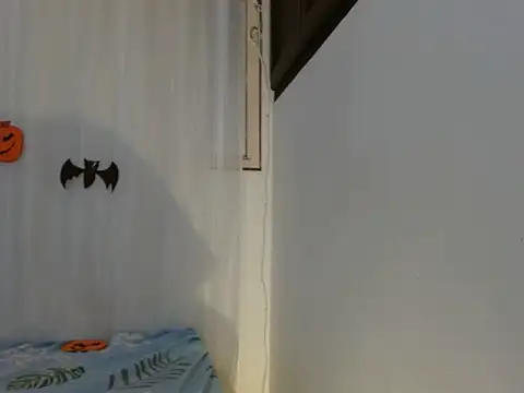 Snapshot of NoraParkeer chatting on 10/11/25, 07:12 NoraParkeer online show from 10/11/25, 07:12