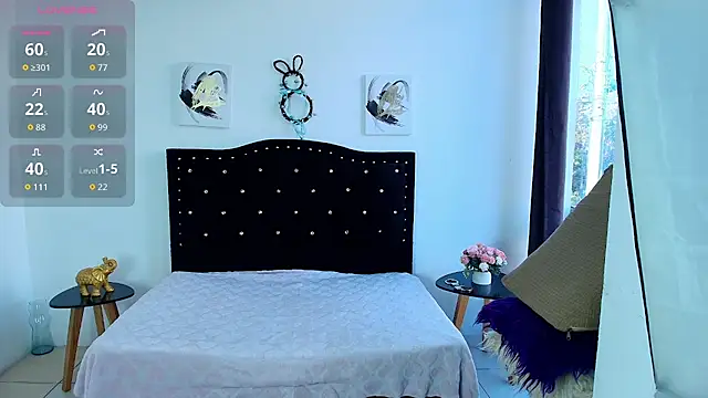 SammySmall F w online show from 11/11/25, 09:26