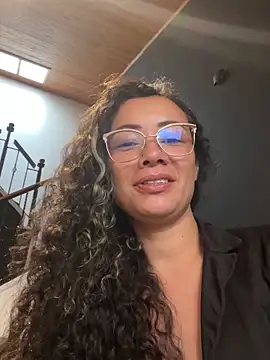 CarolaynStone online show from 11/24/25, 01:00