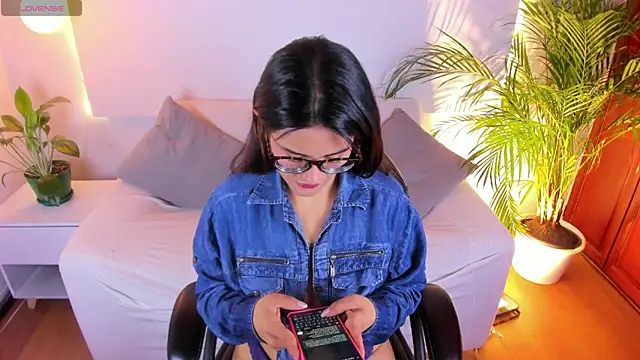 MeridaFox  online show from 11/19/25, 05:02