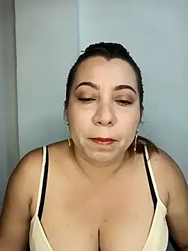 Snapshot of Yara1096 chatting on 09/23/25, 09:23 Yara1096 online show from 09/23/25, 09:23
