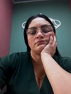 tiffany Johnson1 online show from 11/20/25, 04:29