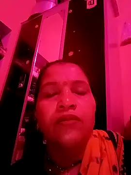 Manavi x online show from 10/25/25, 09:31