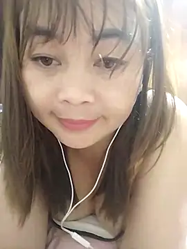 Lyly nuce online show from 10/25/25, 04:35