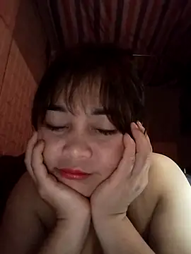 Lyly nuce online show from 11/06/25, 04:52