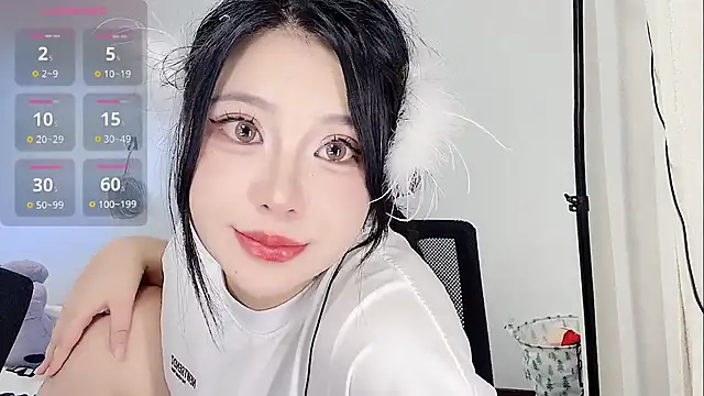 Snapshot of medusanamei chatting on 10/13/25, 01:00 medusanamei online show from 10/13/25, 01:00
