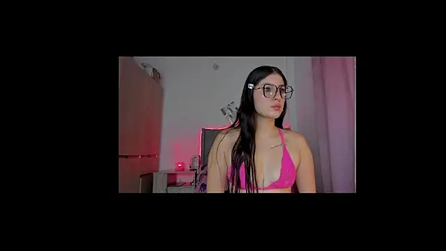 Snapshot of mia_scarlet8 chatting on 10/28/25, 11:14 mia scarlet8 online show from 10/28/25, 11:14