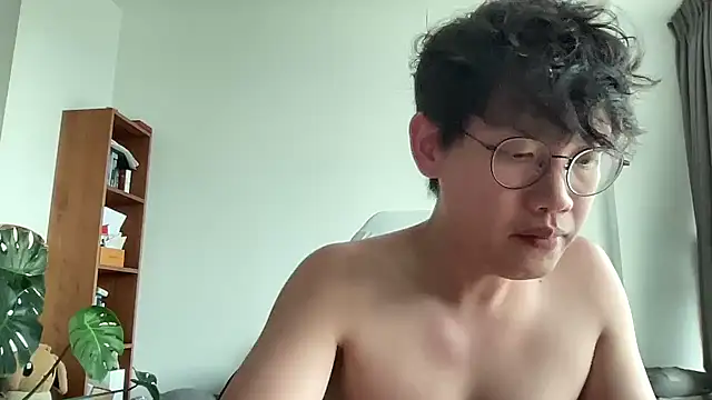 Passionatetwink2 online show from 10/29/25, 09:55