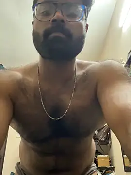 DJLOVE280825 online show from 10/10/25, 10:42