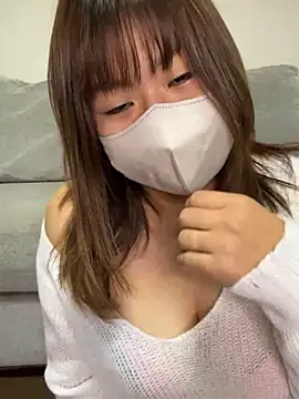 xxx yuna xxx online show from 11/17/25, 06:03