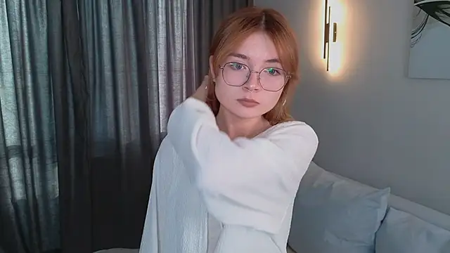 Snapshot of Susan_Gardner chatting on 09/23/25, 01:25 Susan Gardner online show from 09/23/25, 01:25