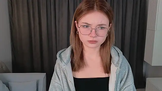 Snapshot of Susan_Gardner chatting on 09/29/25, 01:38 Susan Gardner online show from 09/29/25, 01:38