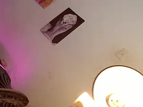 Snapshot of Heaven_Cock chatting on 11/19/25, 01:11 Heaven Cock online show from 11/19/25, 01:11