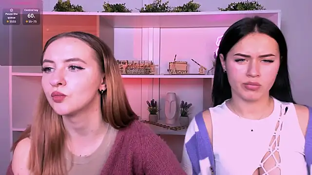 mila glow1 online show from 10/22/25, 10:53