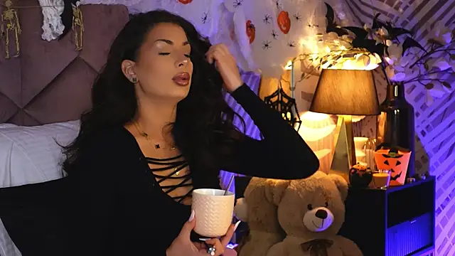 Snapshot of EvaRhea chatting on 10/29/25, 03:53 EvaRhea online show from 10/29/25, 03:53