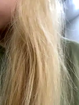 LunaMillie online show from 11/08/25, 05:51