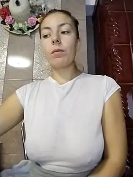 LenaBloomy online show from 10/08/25, 10:57