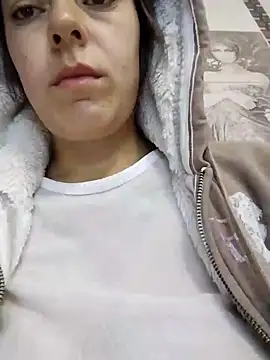 LenaBloomy online show from 11/04/25, 12:59