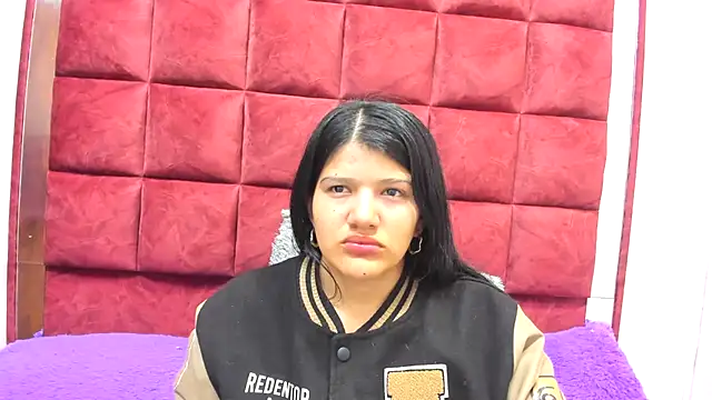 Snapshot of AANGELADIAZZ chatting on 10/24/25, 10:39 AANGELADIAZZ online show from 10/24/25, 10:39