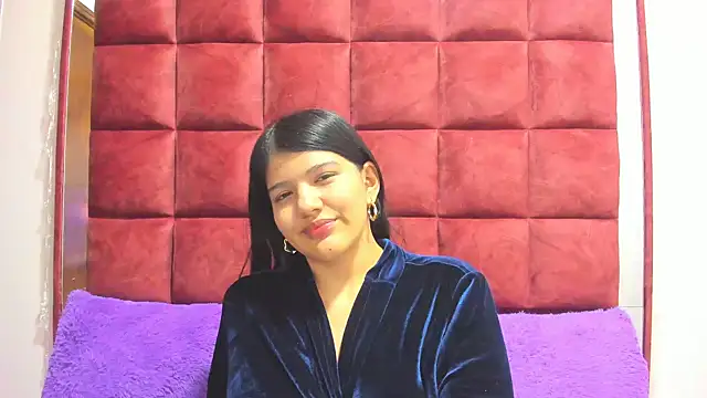 Snapshot of AANGELADIAZZ chatting on 10/30/25, 03:13 AANGELADIAZZ online show from 10/30/25, 03:13