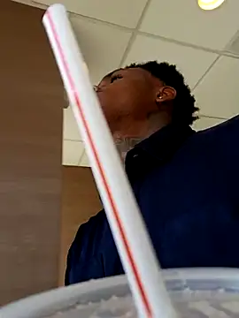 Dropdingo online show from 10/18/25, 06:52