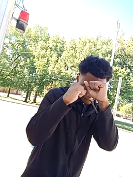 Dropdingo online show from 10/22/25, 05:56